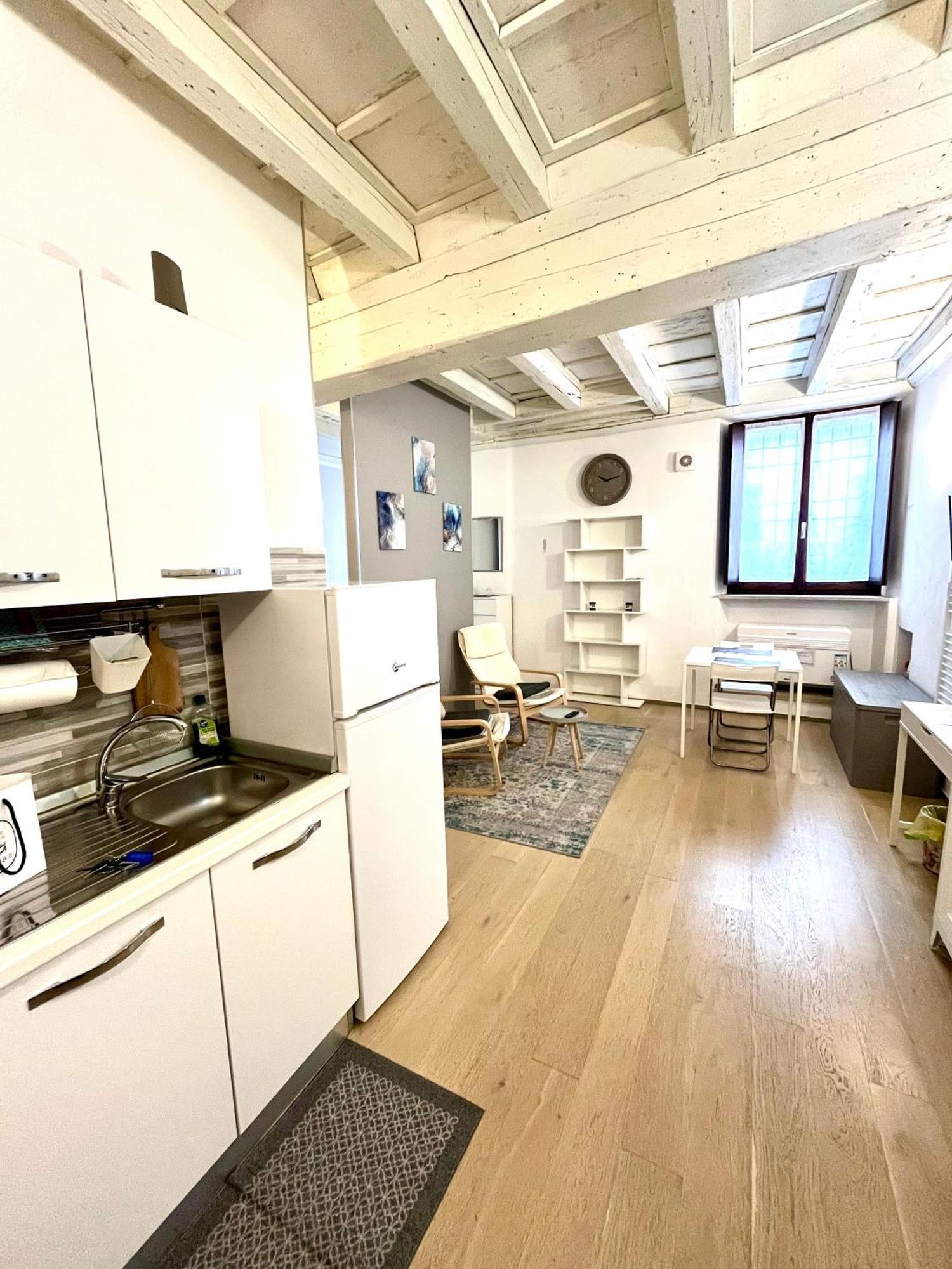 Residenza Serena Suite-Centro Storico Mantova Luaran gambar